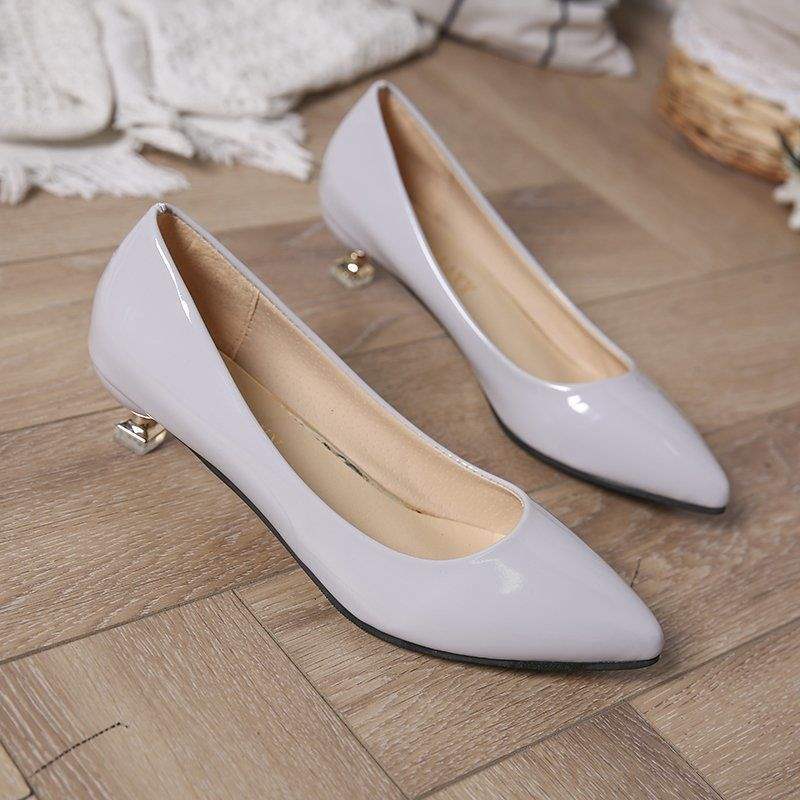 Low Heel High Heel Shoes Shiny Leather Cat Heel Shoes for Women3cm Stiletto Low Heel Korean Style Elegant Pointed Toe Small Heel Single Shoes Work Shoes
