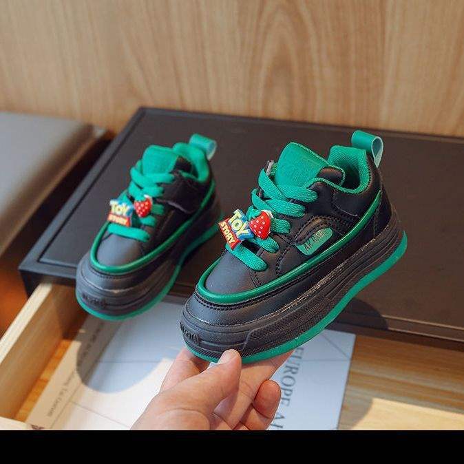 2025Autumn Unisex Stylish Casual Cute Big Kids Sneakers High Top Versatile Non-Slip Shoes