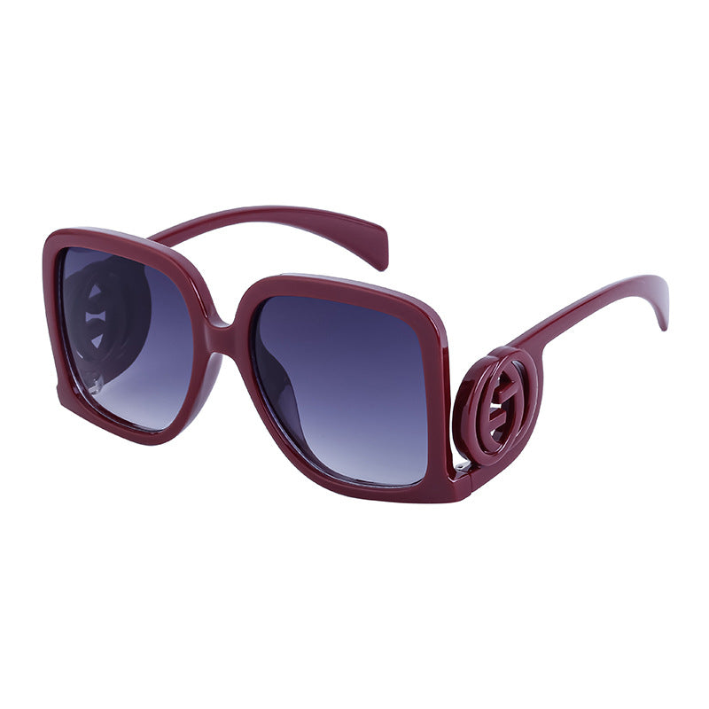 European and American fashion large frame sunglasses for women with a high-end feel INS Wind Sunglasses Sun Protection No Makeup Glasses Square Frame sunglasse