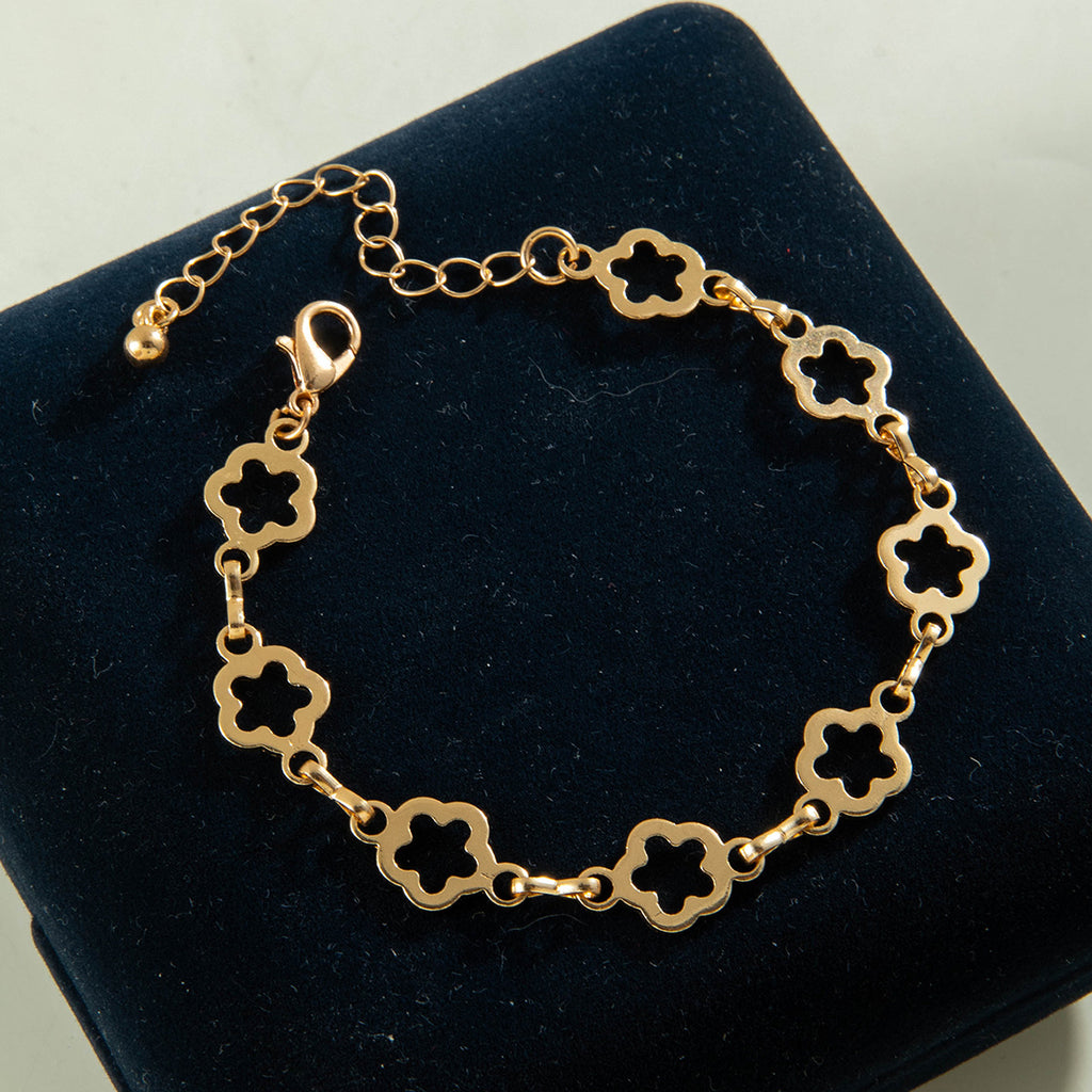 European and American Fashion Alloy Inlaid Diamond Five-Leaf Clover Bracelet Jewelry Three-Piece Set Simple Geometric Smooth Bracelet Wholesale