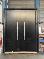 European Luxury House Modern With Long Handle Steel Entrance Door Modern Villa Main Door Front Pivot Doors