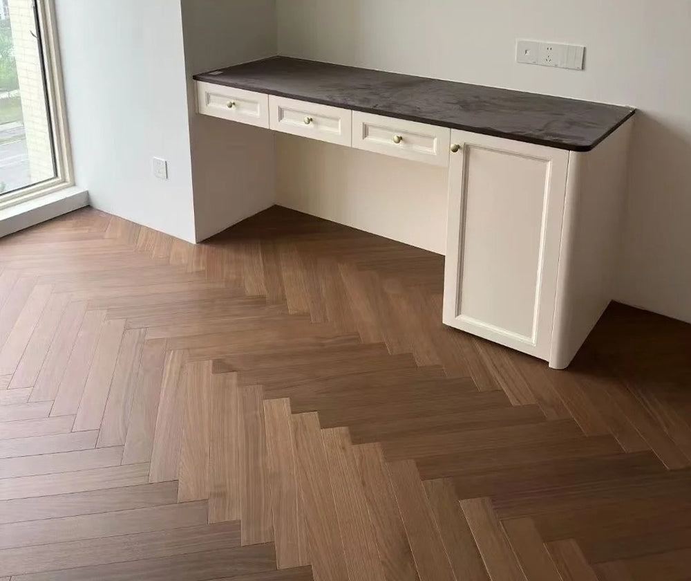 ENF-Certified AB-Grade Black Walnut Herringbone Click-Lock Multilayer Engineered Flooring-Luxury Living Room Waterproof Outdoor