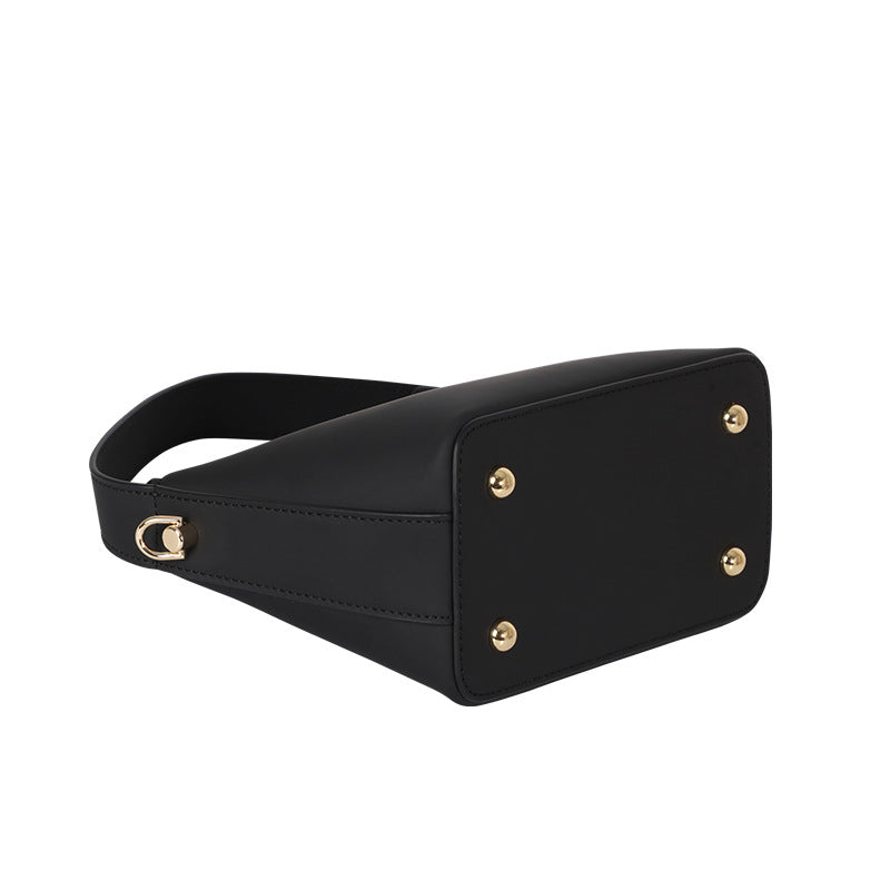 Special-Interest Design Bag Women2024Spring and Summer New Style Lunch Box Cloud Bag Handheld Casual Small Square Bag Single Shoulder Crossbody Bag