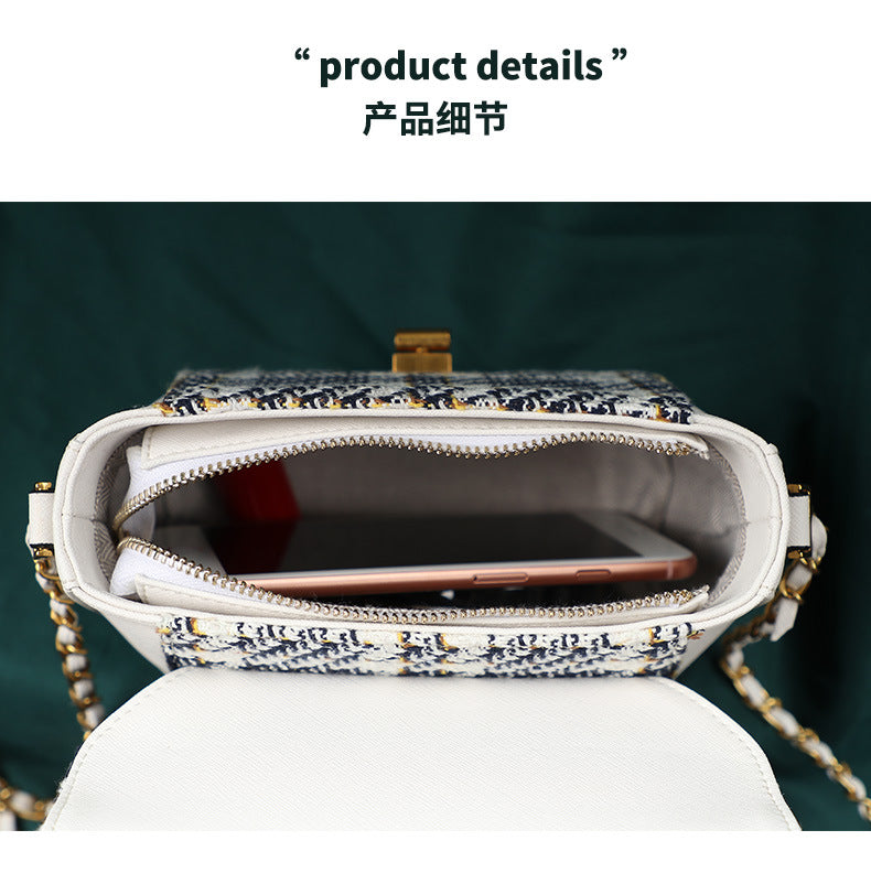 Unique Designer Trendy Women's Bag2024Summer New Fashion Versatile Plaid Crescent Underarm Handbag