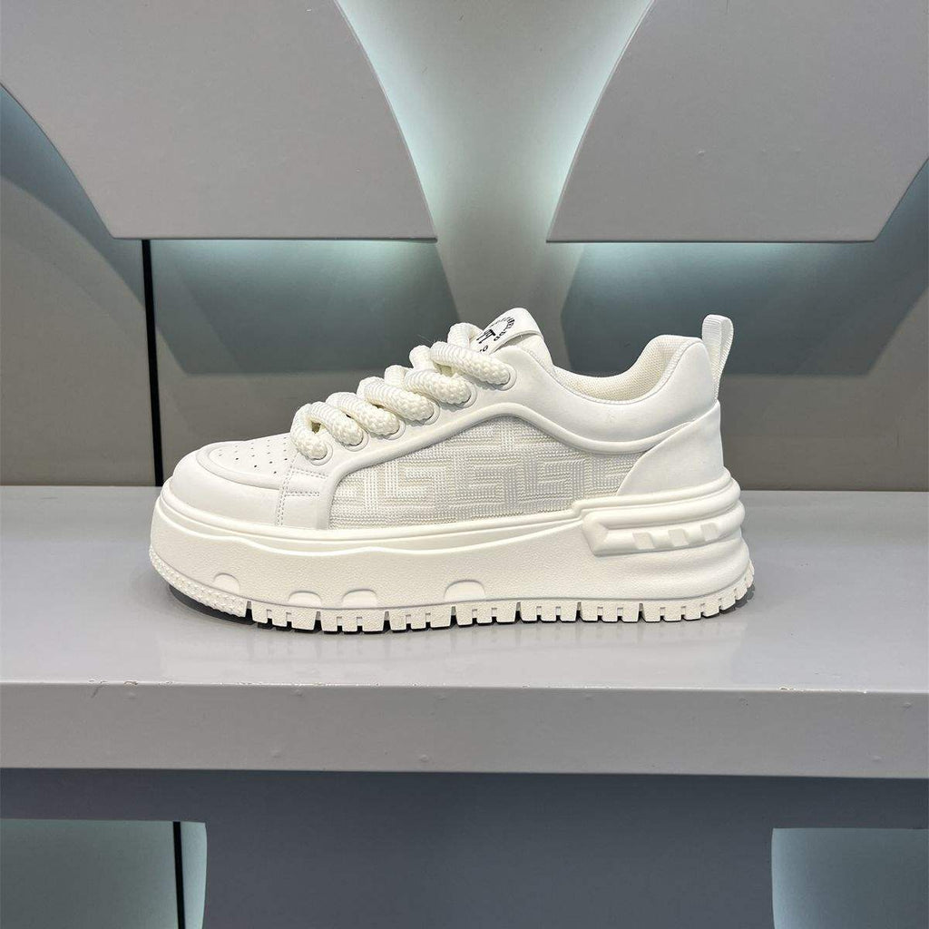 Men's New White Sneakers Mesh Breathable Casual Shoes Fashion Versatile Board Shoes Trendy Sports Shoes Loafers