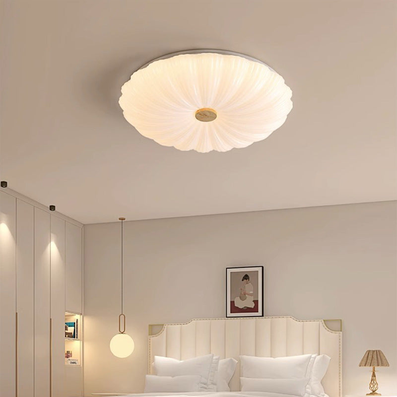 2025New Cream Style Bedroom Ceiling Light Eye Protection Full Spectrum Modern Minimalist Main Light Study Room Light