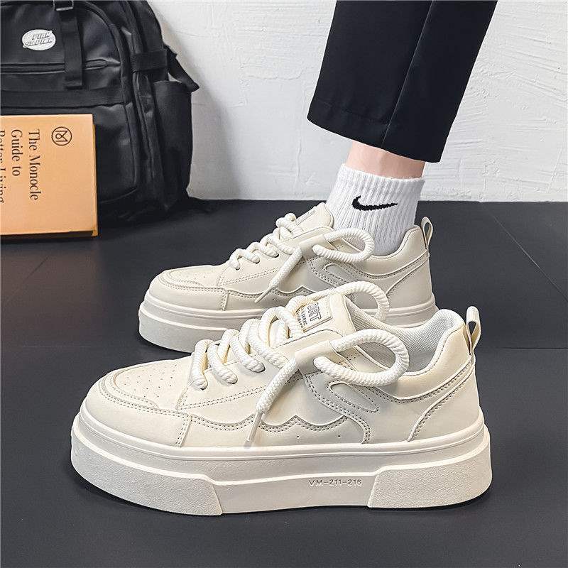Spring and Summer Men's Shoes2025New Thick-Soled White Sneakers for Men Trendy Versatile Casual Sports Board Shoes