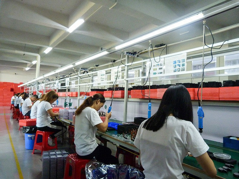 Mini Flip Phonei16 pro Flip Phone Dual SIM2G Button Mini Mobile Phone Wholesale