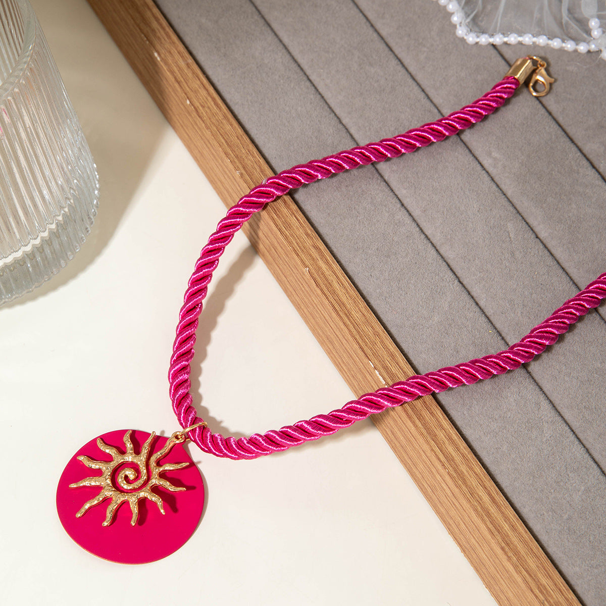 European and American Metal Ocean Style Starfish Pendant Necklace Jewelry Personality Exaggerated Star Beach Vacation Necklace for Women