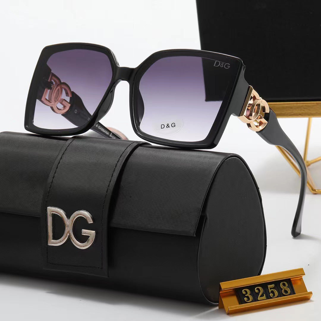 Fashion Brand Sunglasses for Women, European and American Classic Shades, Large Frame, High-End Feel D Home Sunglasses