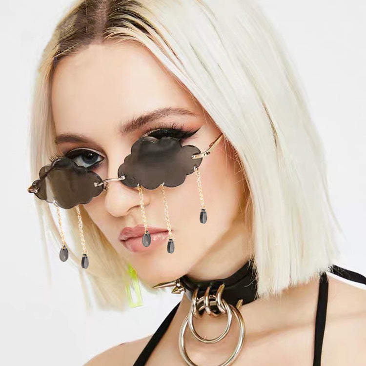 New Sunglasses for Women with Pendant Cloud Design, Trendy Personality Party Funny Ocean Film Prom Sunglasses