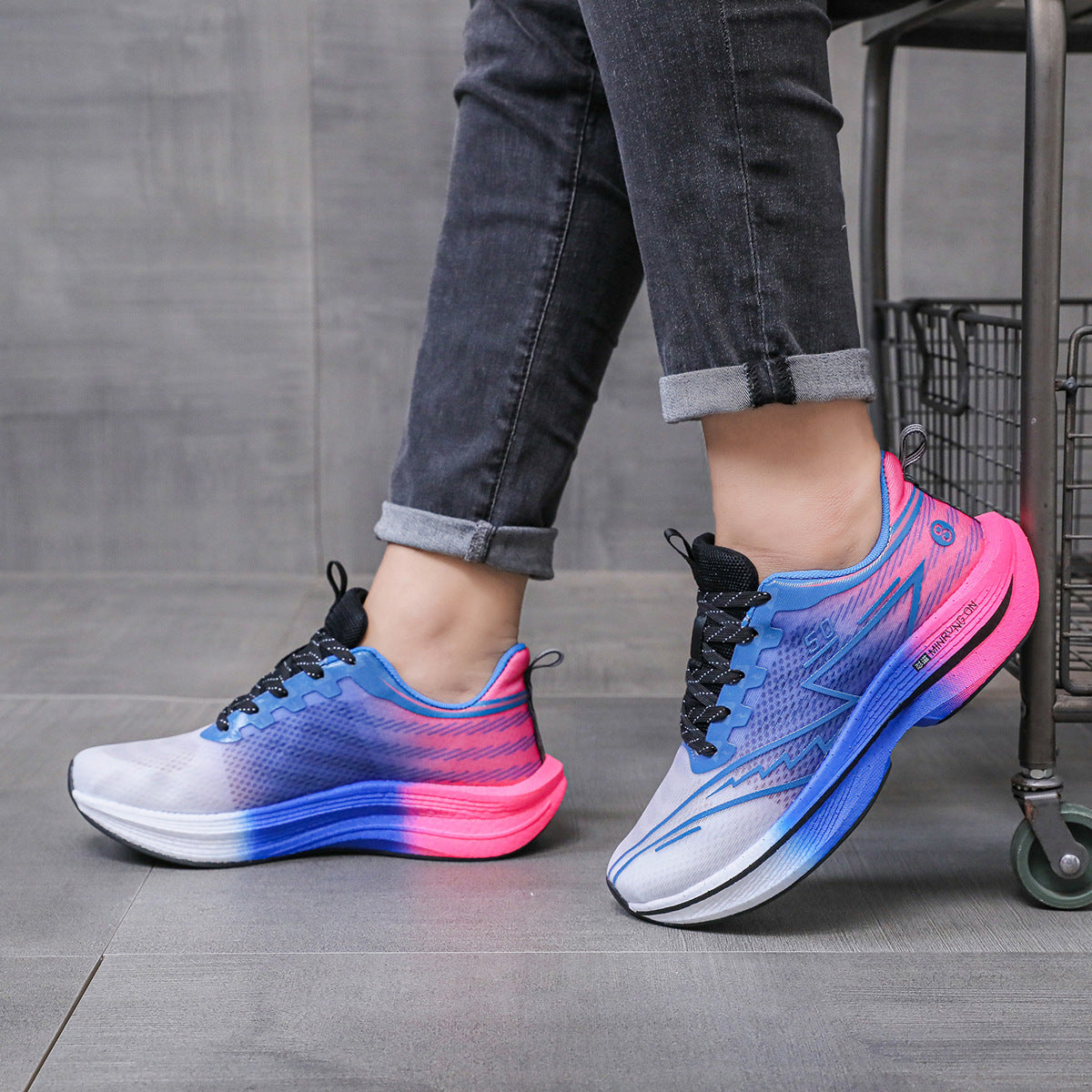 Carbon Plate Running Shoes Mesh Ultra-light Breathable Sports Shoes Men Couple All-match Casual Popcorn Running Shoes Breathable Lightweight