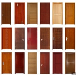 China Manufactured Paneled Solid Wood Primed Shaker Slab Standard Door Oak 3 Panel Shaker Internal Door