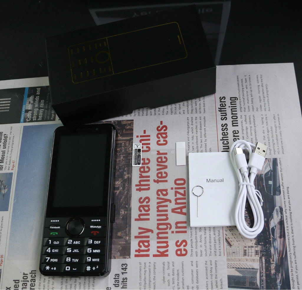 3.5Touchscreen Button Android Smartphone4G Universal Dual SIM2+16Large battery WIFI