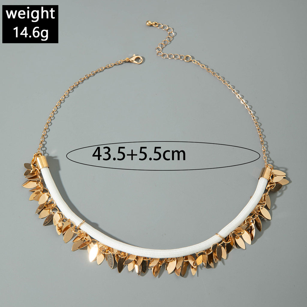European and American Style Jewelry Metallic Sequin Leaf Pendant Exaggerated Necklace  Fashionable Niche Style Elegant High-end Necklace