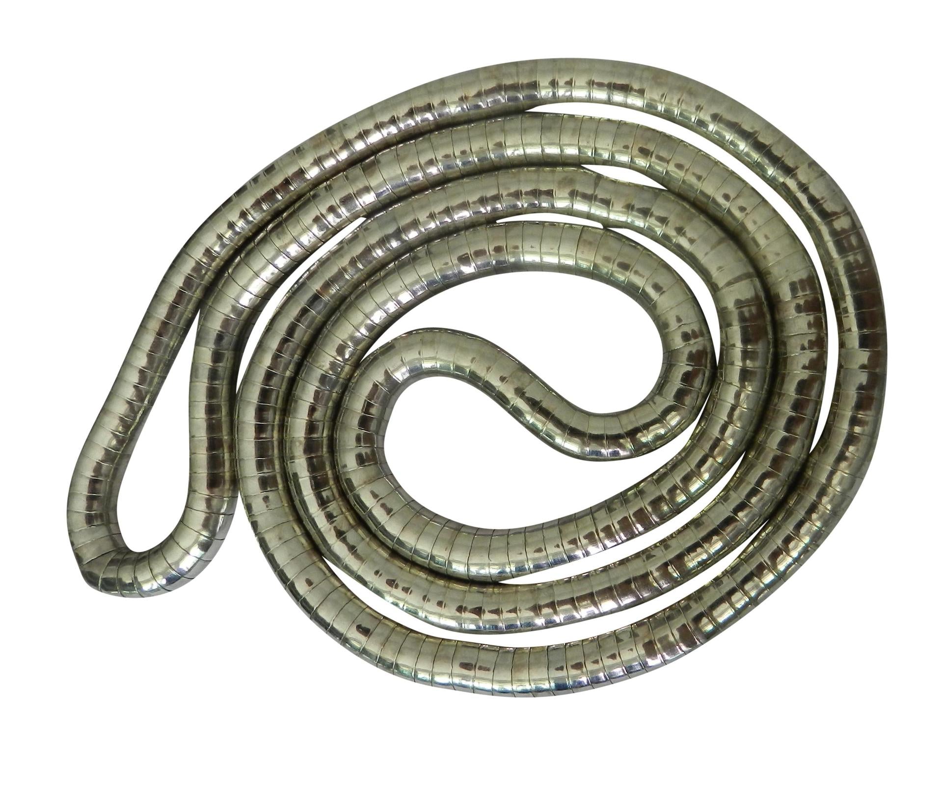 Europe and America choker Alloy Necklace for Women Snake Year Gift Jewelry Snake Bone Chain Freely Bendable Snake Shape Necklace