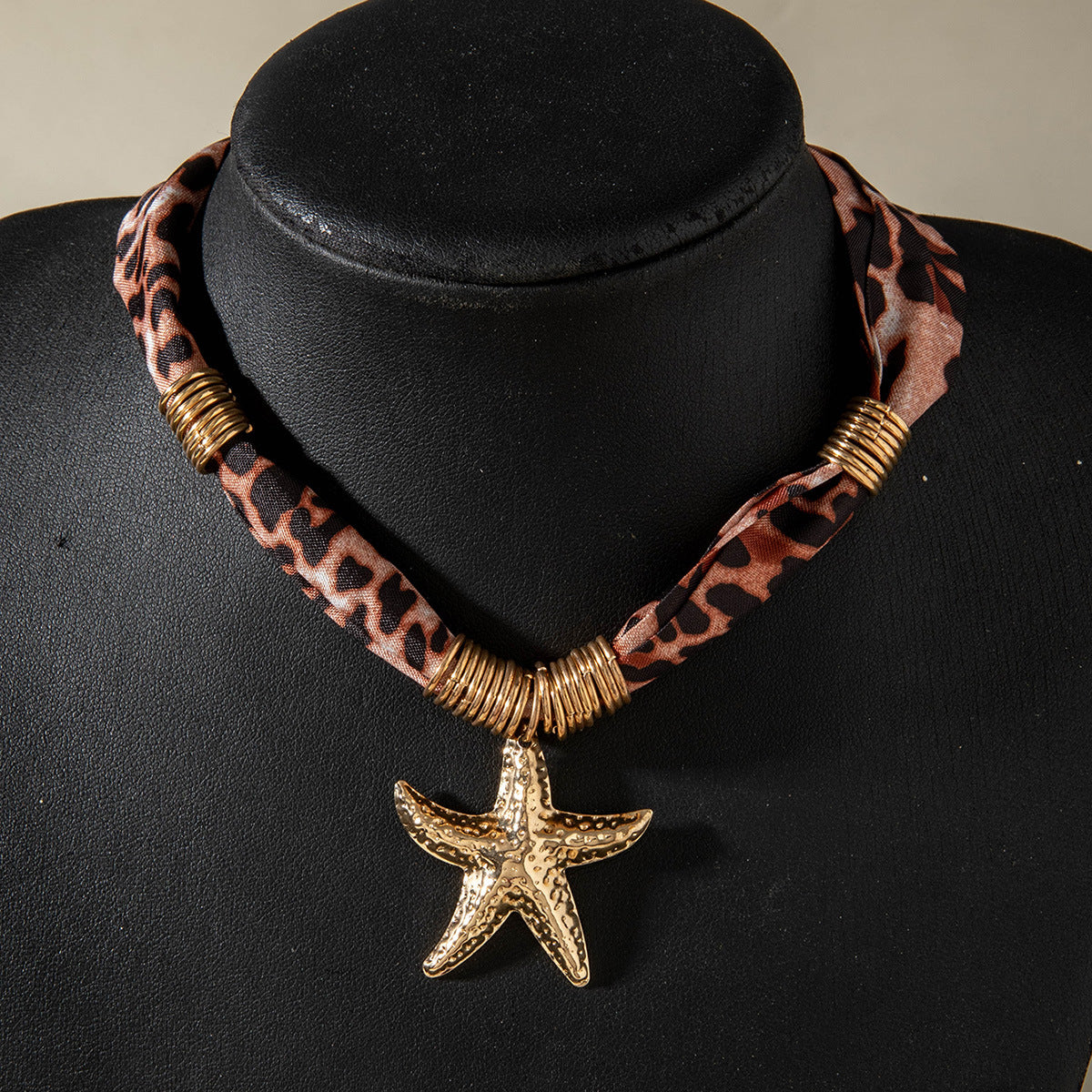 European and American Style Ocean-themed Cross Conch Starfish Pendant Leopard Print Exaggerated Necklace Collarbone Chain Jewelry