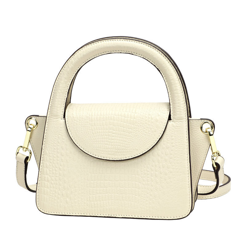 Spring and Autumn New Retro Women's Bag Trendy Fashionable Unique Niche Versatile Crossbody Bag Casual Single Shoulder Small Square Bag