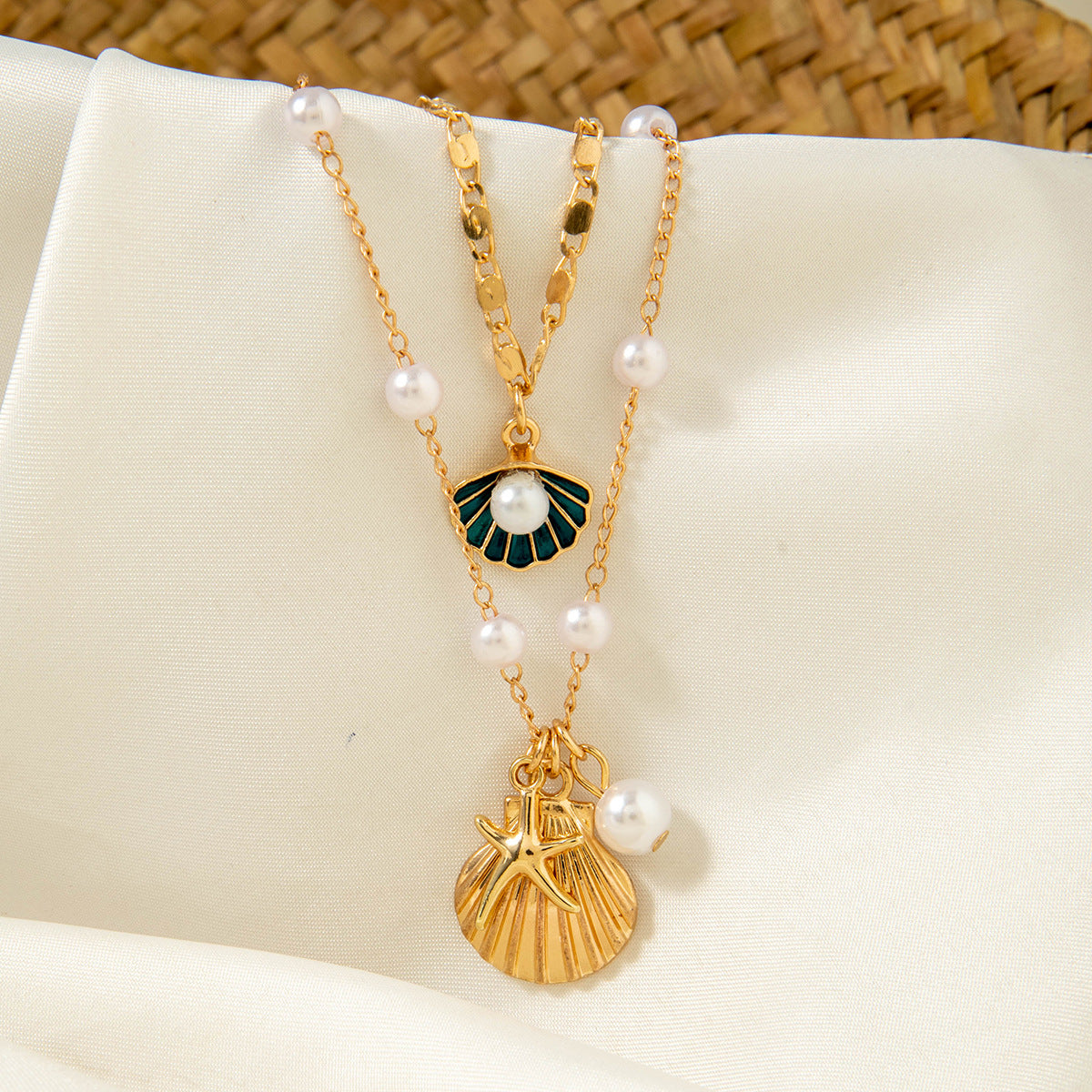 Jewelry Beaded Necklace Beach Imitation Pearl Necklace Starfish Shell Retro Vacation Small Multi-layer Necklace for Women