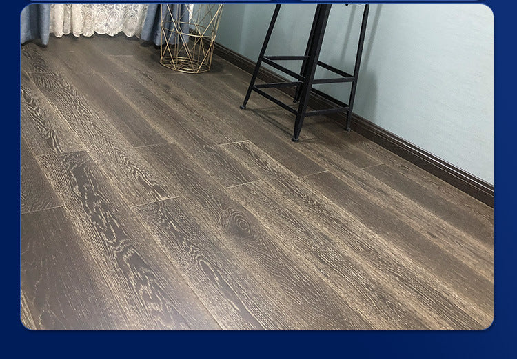 In stock wholesale Door-to-Door Installation Oak Multi-layer Small Knot Locking Solid Wood Flooring Eco-friendly Underfloor Heating Composite Flooring