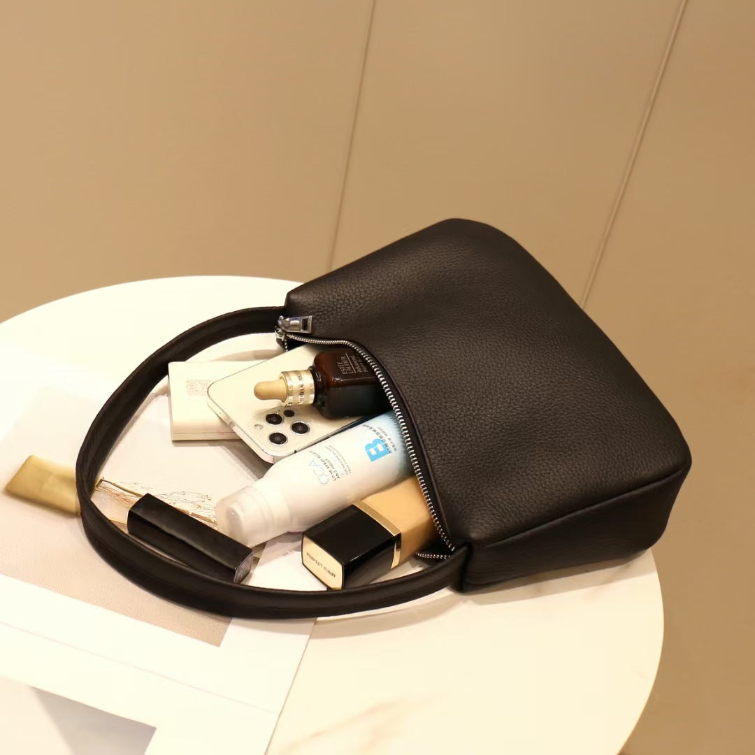 Guangzhou Luggage2025New Niche Simple Women's Bag Summer Versatile High-End Large Capacity Genuine Leather Underarm Bag