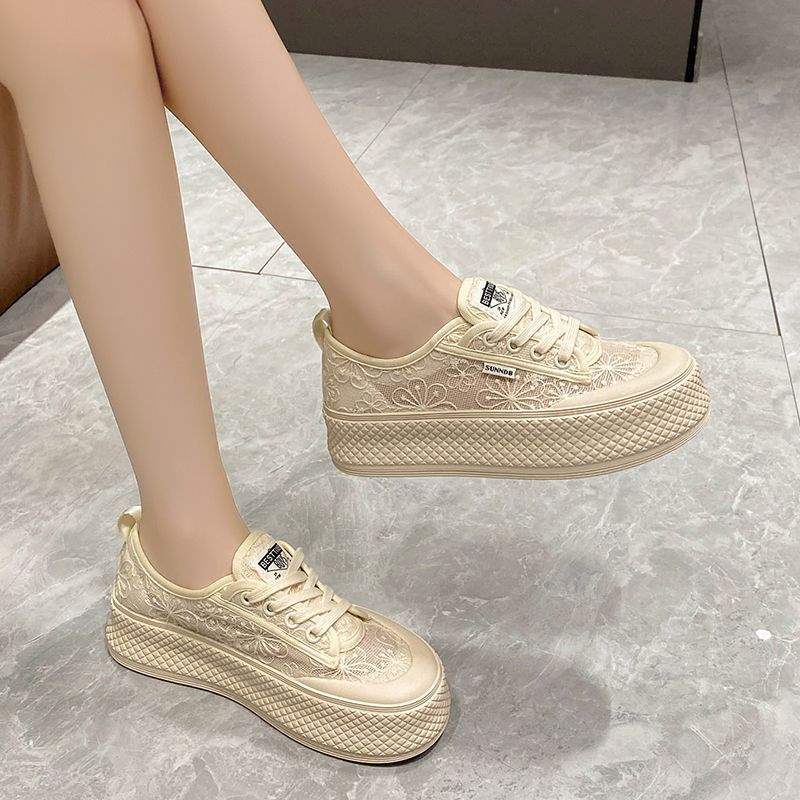 Summer Mesh Breathable Fisherman Shoes for Women with Height Increase6cm New soft-soled non-slip lace sports casual sneakers for women