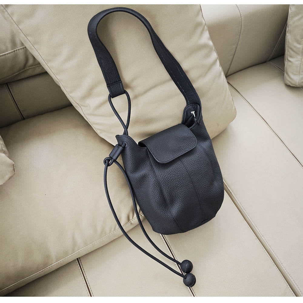 Genuine Leather Bucket Bag2025Autumn and Winter New Women's Bag Casual Fashion Versatile Single Shoulder Crossbody Large Capacity Pumpkin Bag