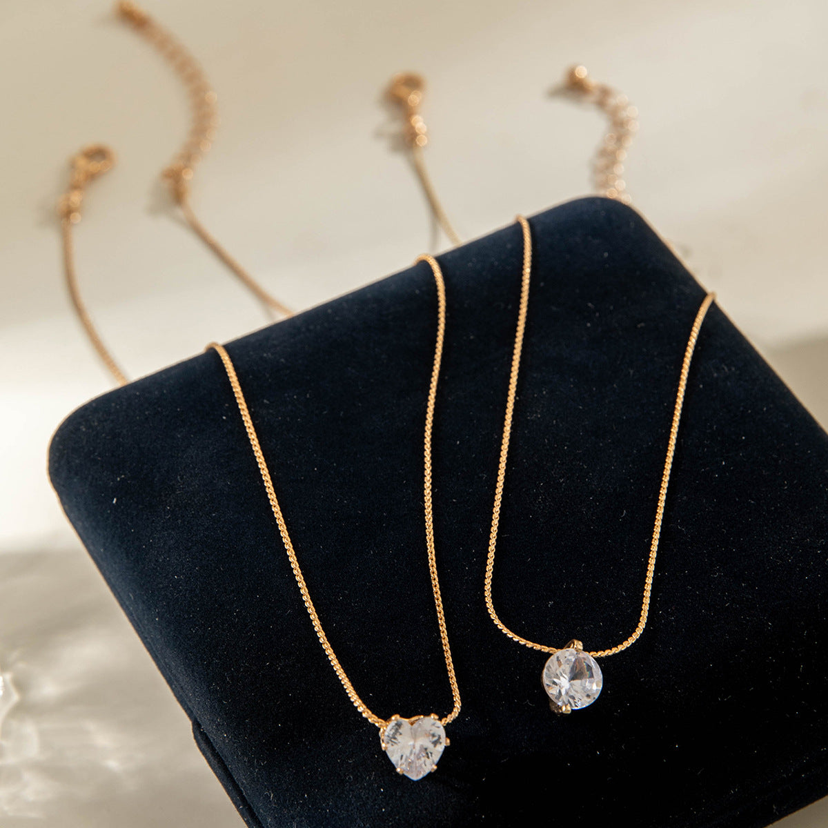 European and American Ornament Fashionable and Simple Diamond-Encrusted Chain Necklace for Women Creative Water Drop Multi-layer Pendant Collarbone Necklace