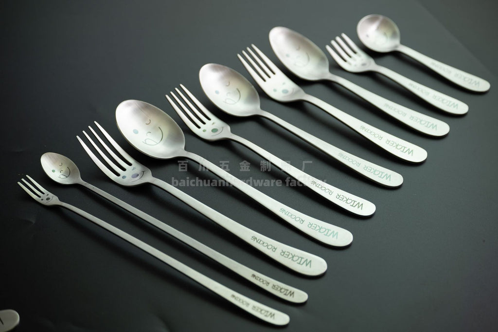 304Stainless Steel Creative Smiley Face Slanted Handle Laser Spoon Chopsticks Fork Student Tableware Full Set Gift Children's Tableware