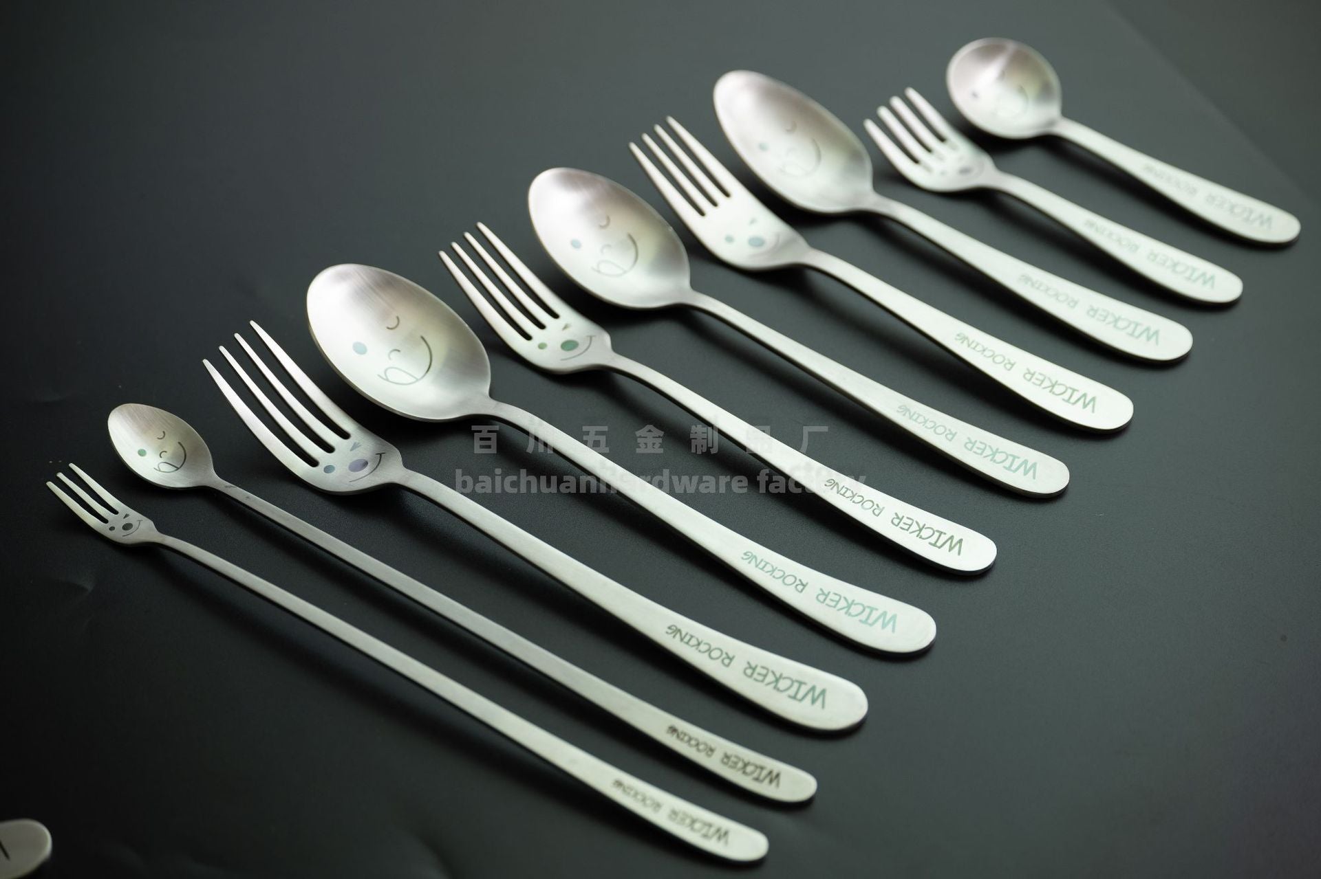304Stainless Steel Creative Smiley Face Slanted Handle Laser Spoon Chopsticks Fork Student Tableware Full Set Gift Children's Tableware