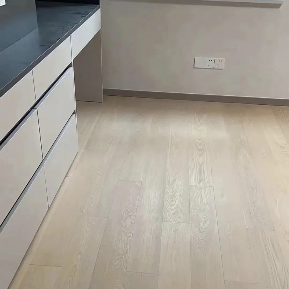 Engineered Solid Ash Wood Flooring Customizable Waterproof Hardwood Modern Apartments Exterior Outdoor Parks Boutique Interiors