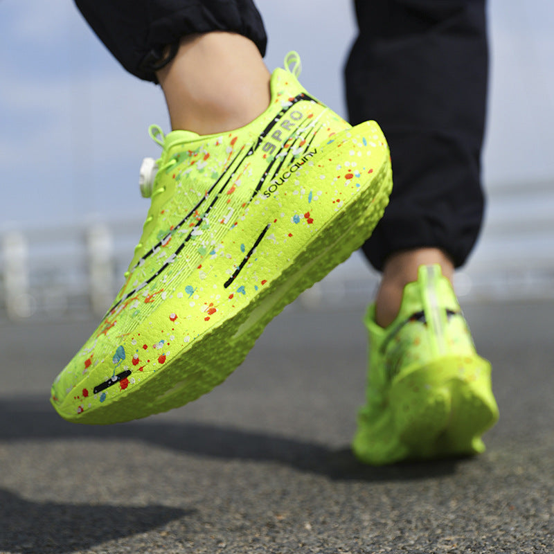 Youth Fashion Luminous Camouflage Running Shoes for Men and Women New Casual Shoes Carbon Plate Real Soft Sole Rotating Buckle Sports Shoes