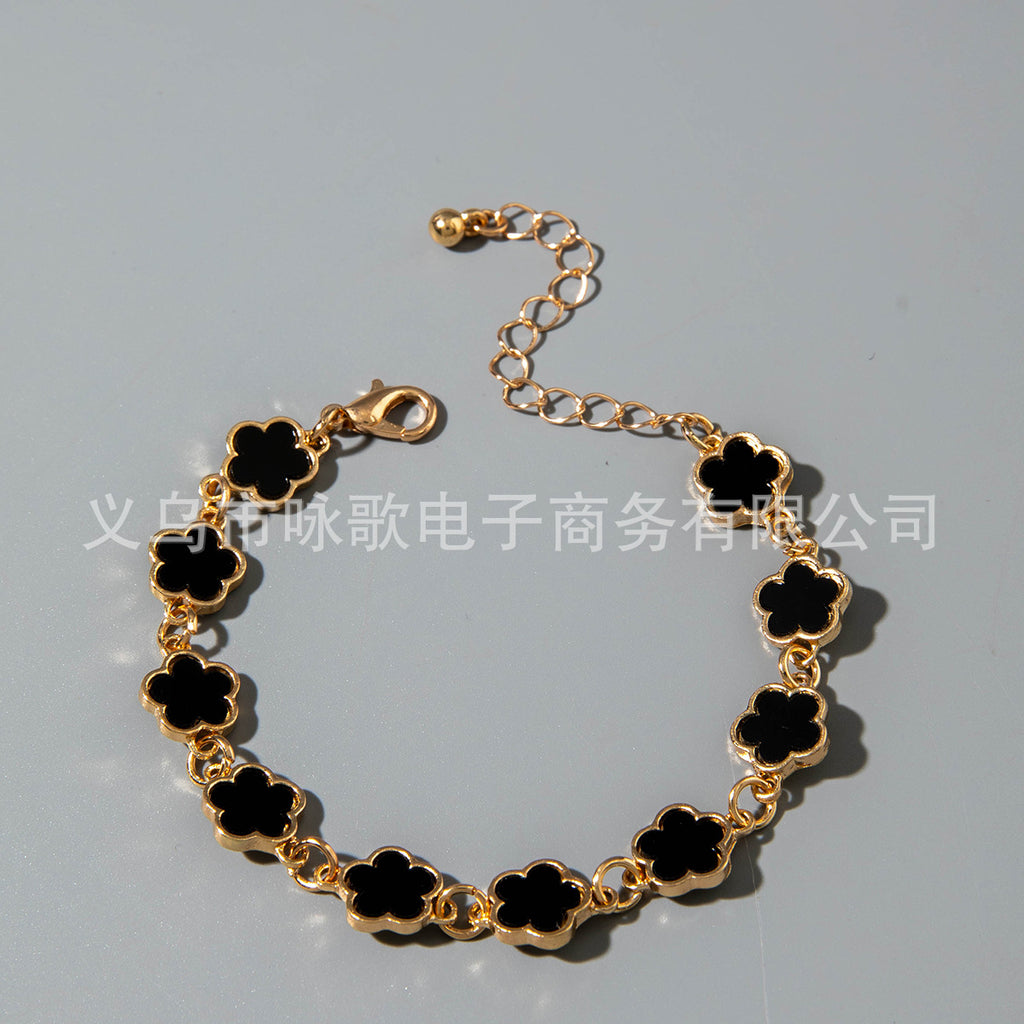 European and American Fashion Alloy Inlaid Diamond Five-Leaf Clover Bracelet Jewelry Three-Piece Set Simple Geometric Smooth Bracelet Wholesale