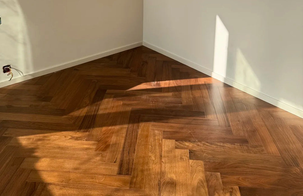18mm Solid Wood Engineered Black Walnut Flooring Multilayer Core Comfort Custom Design Surface Finish Luxury Interior Exterior
