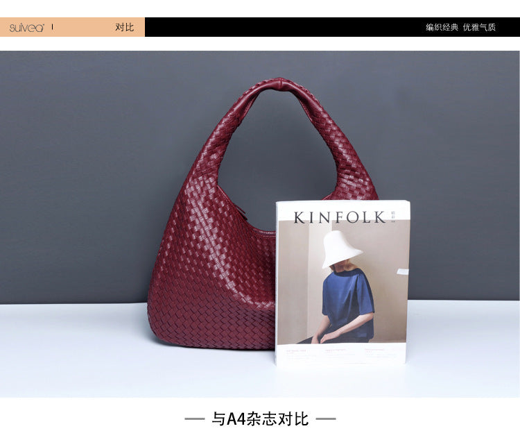 European and American New Crescent Women's Bag Fully Handwoven Handheld Dumpling Bag Fashionable Versatile European and American Style Single Shoulder Underarm Bag
