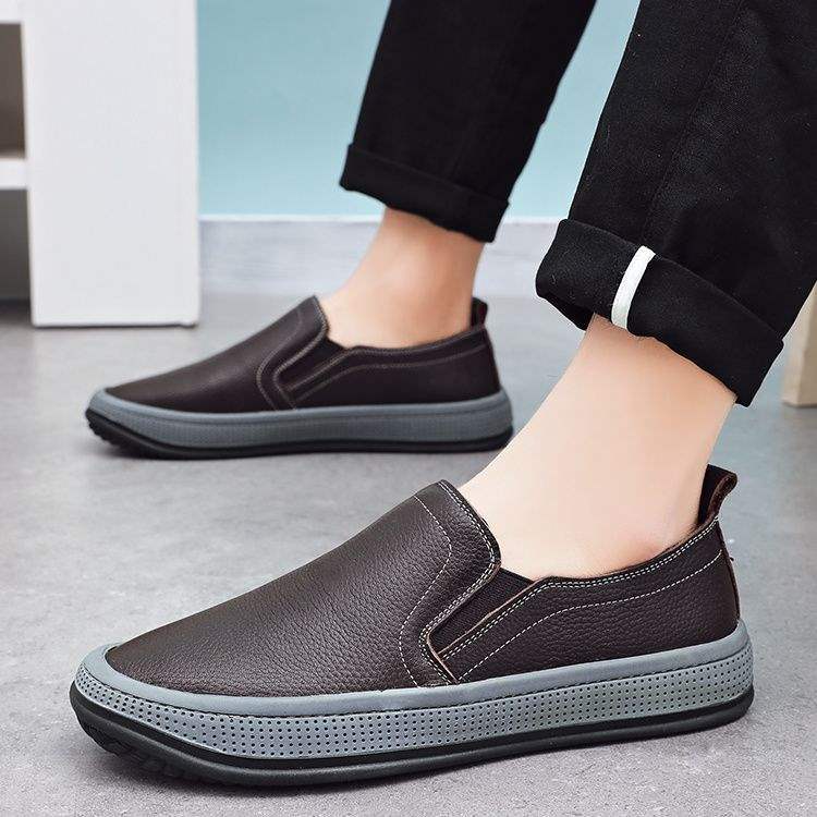 2025Spring Leather Casual Dad Shoes Round Toe Slip-On Leather Shoes Soft Sole Soft Surface Non-Slip Wear-Resistant Men's Shoes