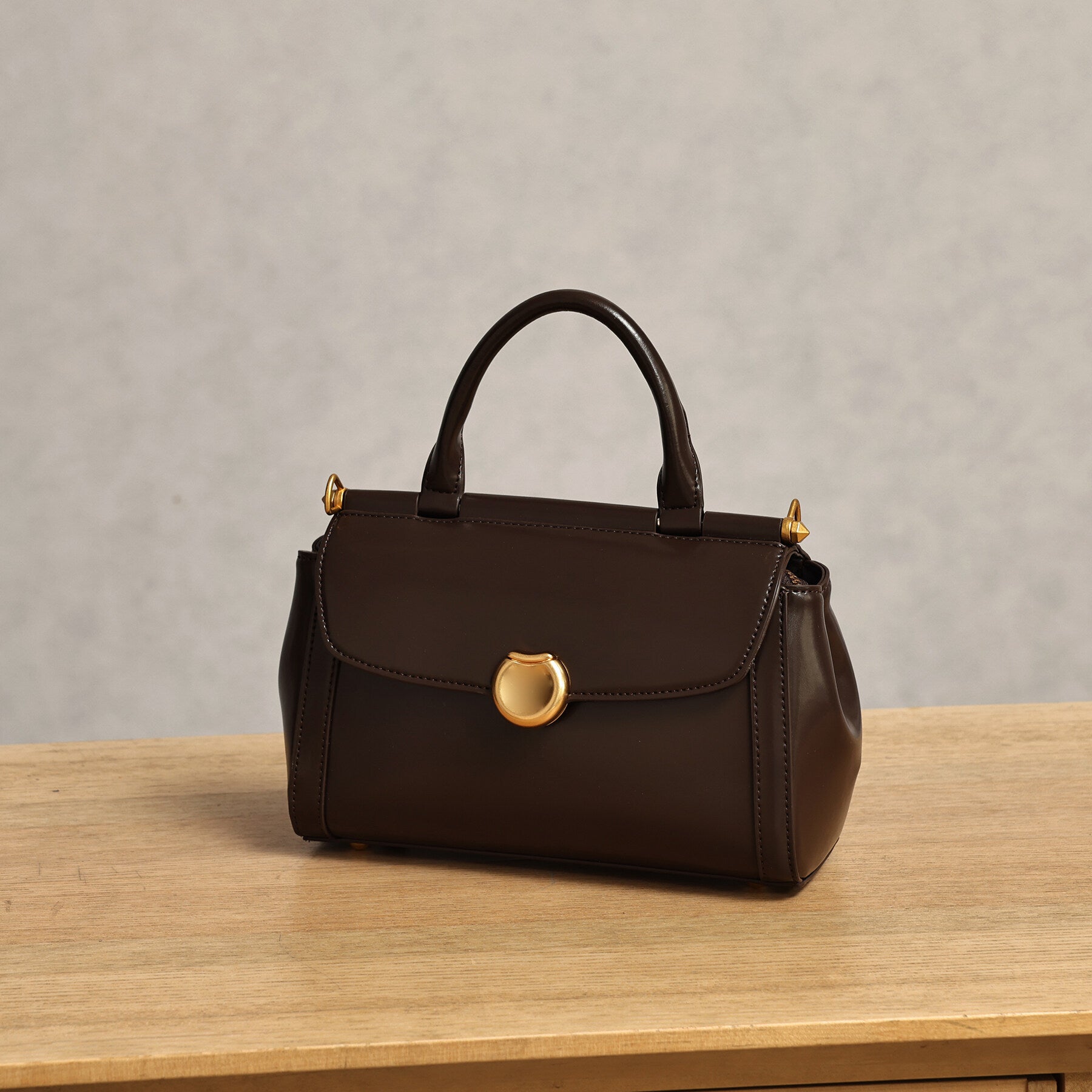 Vintage Simple Small Square Bag2025New Korean Style Personality Single Shoulder Bag Casual Crossbody Bag High-end Niche Handbag