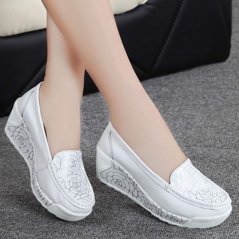 Platform Shoes for Women Thick Sole Nurse Shoes Wedge Mom Shoes High Heel White Soft Sole Work Shoes Travel Single Shoes Rocking Shoes