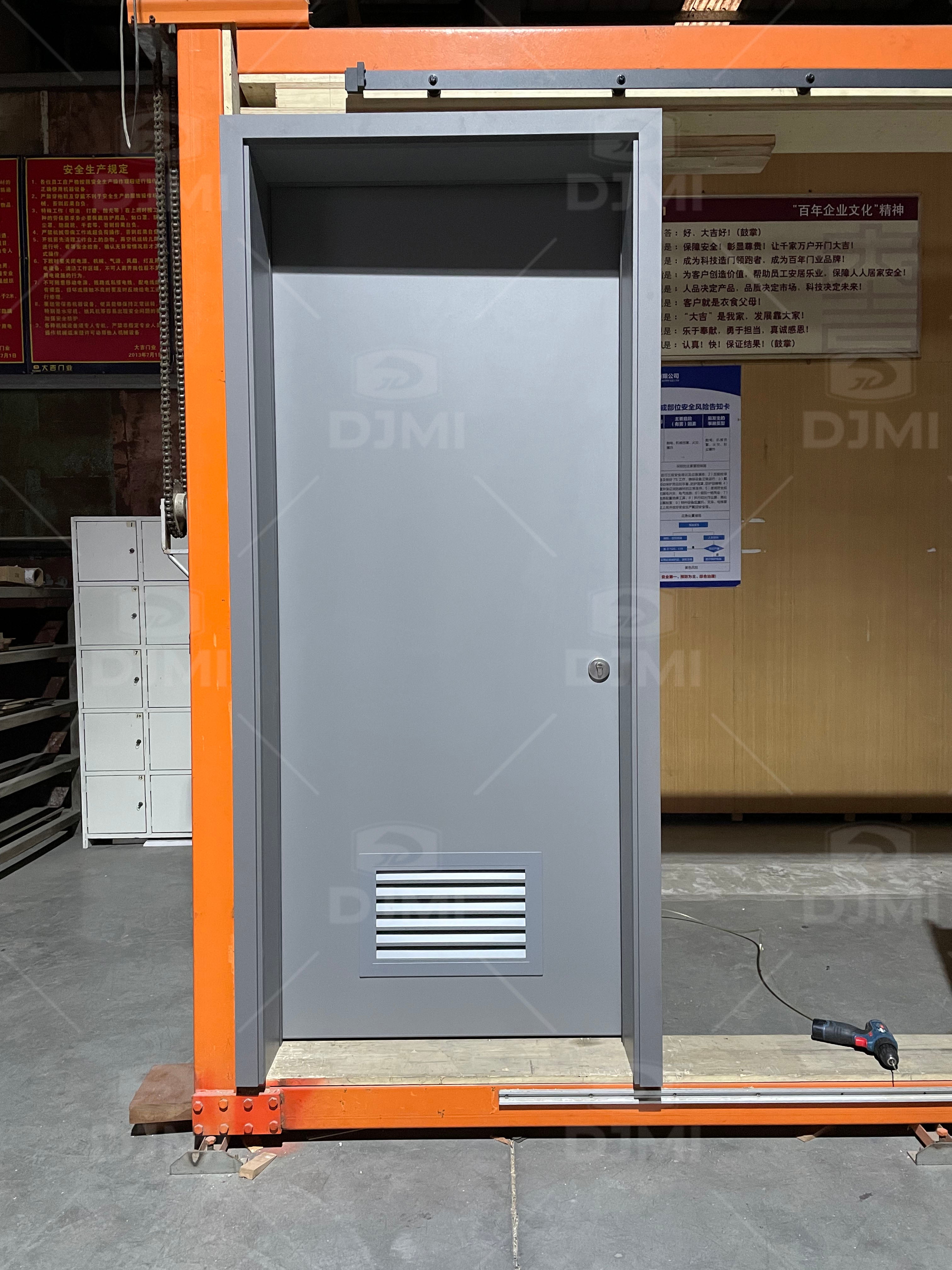 Puerta De Madera Con Marco De Aluminio, HPL/superficie De Melamina Y Persianas, De Los Principales Fabricantes De China