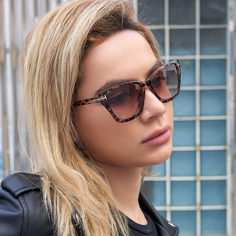 Vintage T Cat Eye Sunglasses for Women Fashionable High-End Sunglasses Trendy ins Street Style Full Frame Sun Protection Glasses shades