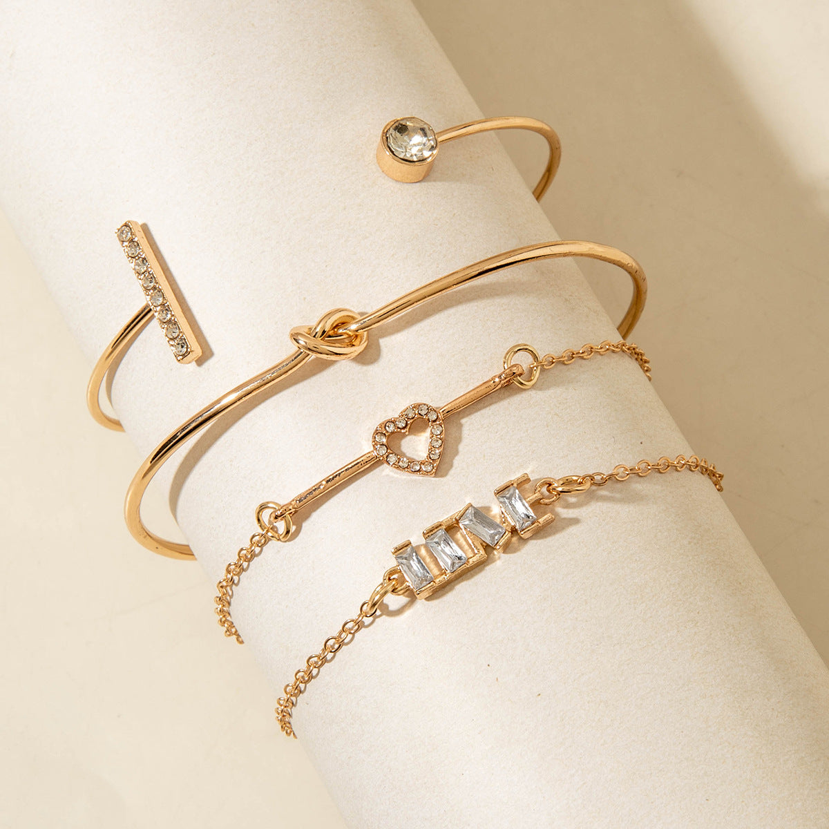 European and American Ornament Stackable Round Imitation Pearl Smooth Open Bracelet Fashion Jewelry Bracelet Wholesale