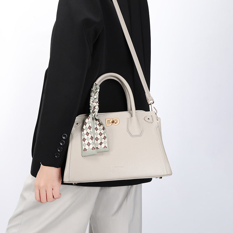 Elegant Handbag for Women Mother's Day Gift Birthday Light Luxury Versatile New Trendy Middle-aged Ladies Mom Bag Commuting
