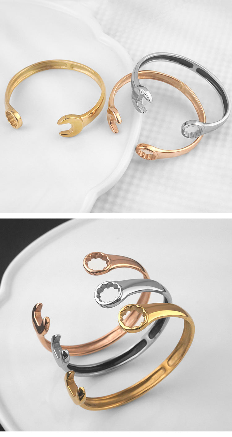 Fashion Trend Men's Stainless Steel Wrench Open Bracelet Electroplated gold Personalized Titanium Steel Jewelry Wholesale