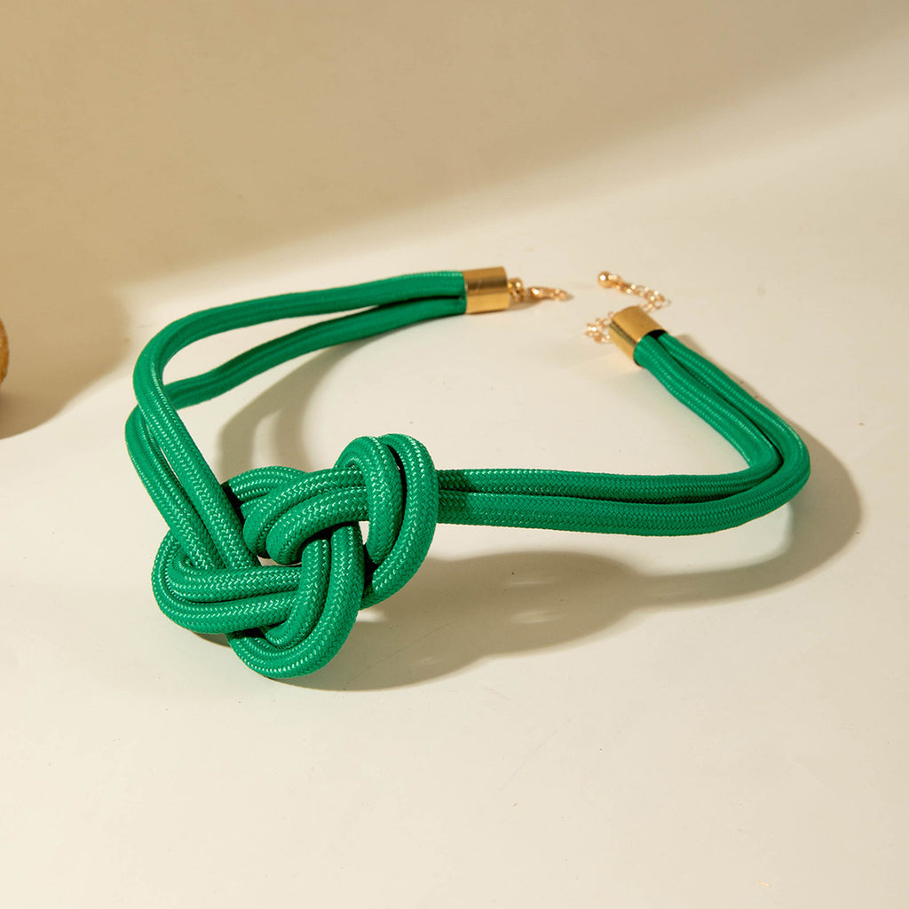 European and American Style Unique Knot Design Statement Necklace Drawstring Snake Chain Clavicle Chain Women's Simple Pendant Jewelry