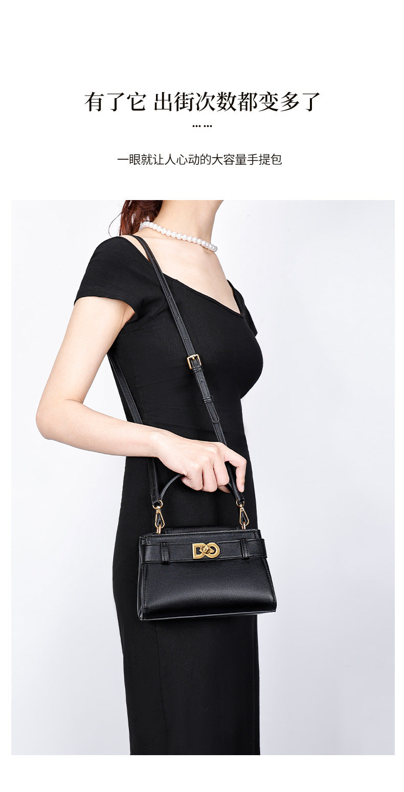 Fashionable Texture Trend2025European and American New Style Small Square Bag Niche Design Casual Chic Women's Single Shoulder Crossbody Bag