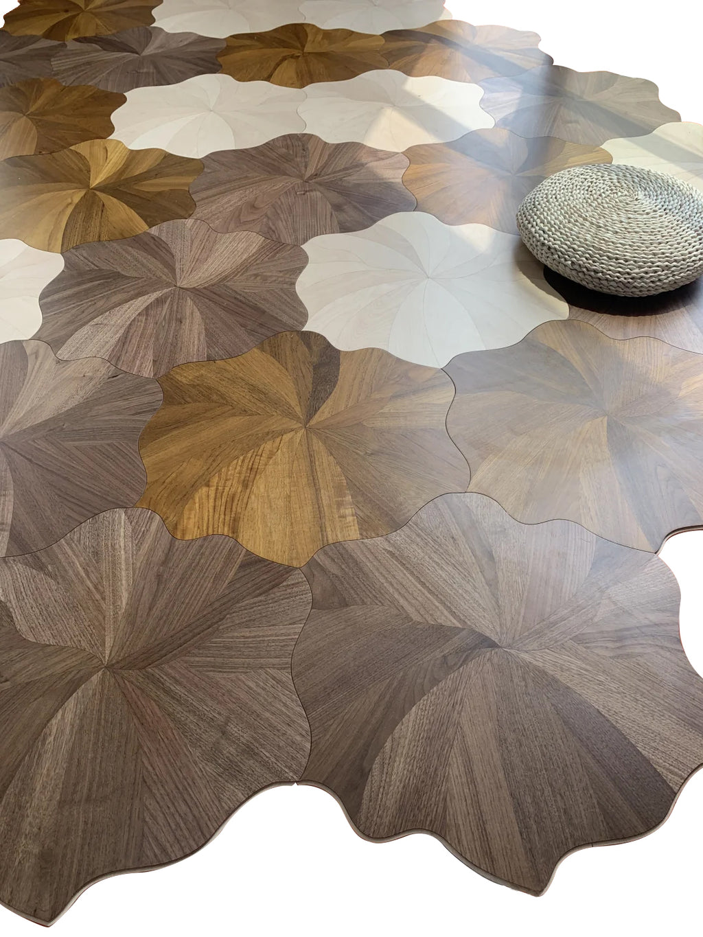 Custom Thickness Premium Multi-Layer Engineered Wood Parquet Flooring | Waterproof Anti-slip for Living Room Outdoor Park |
