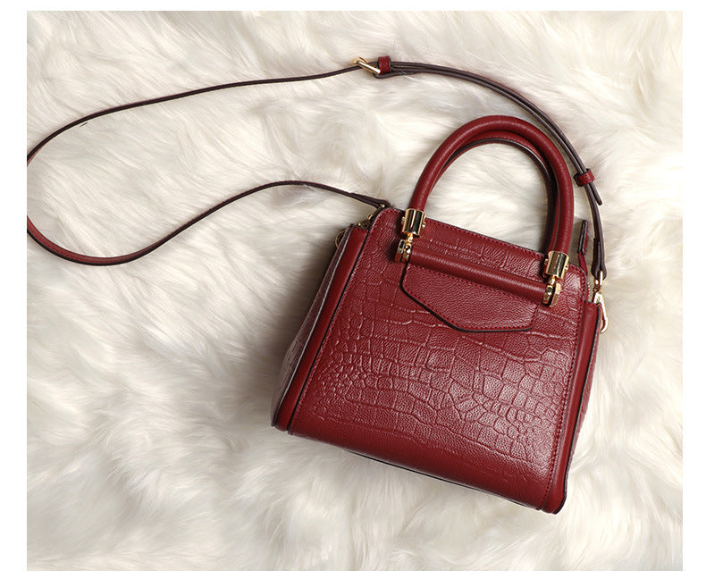 2024New Year's Fashionable and Elegant Crocodile Pattern Single Shoulder Handbag for Women