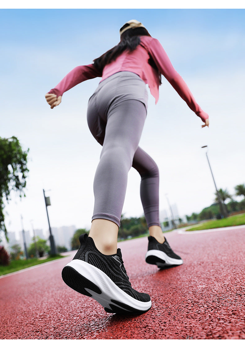 2024Chunxin Professional Running Shoes for Men and Women, Breathable Flyknit Mesh, Lightweight, Non-Slip, Student Physical Test Training Sports Shoes