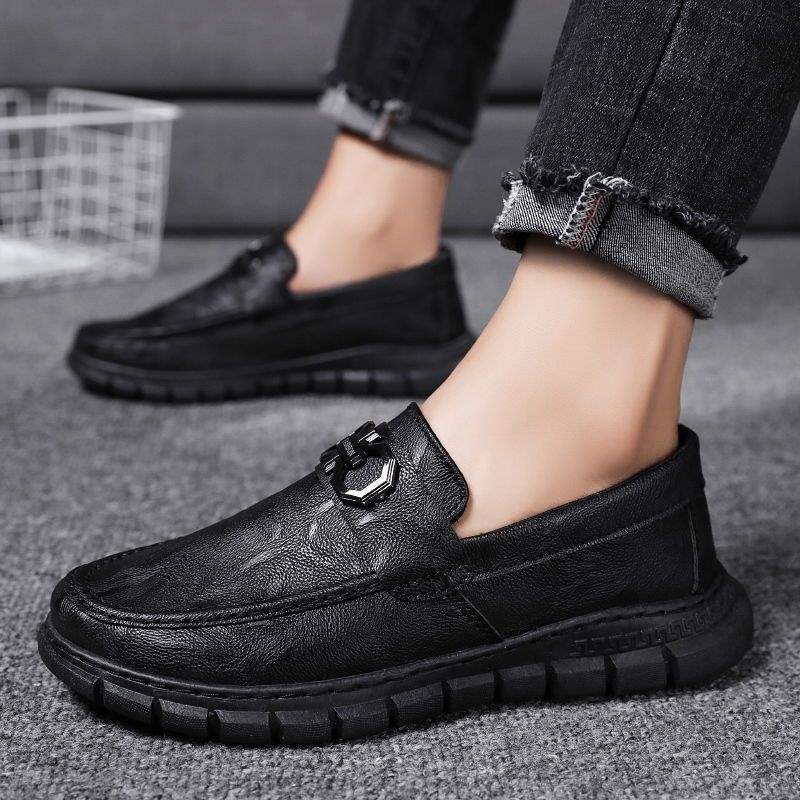 Spring New Casual Leather Shoes for Men British Style Breathable Trendy Versatile Sneakers Business Black Korean Version Work Shoes Trendy