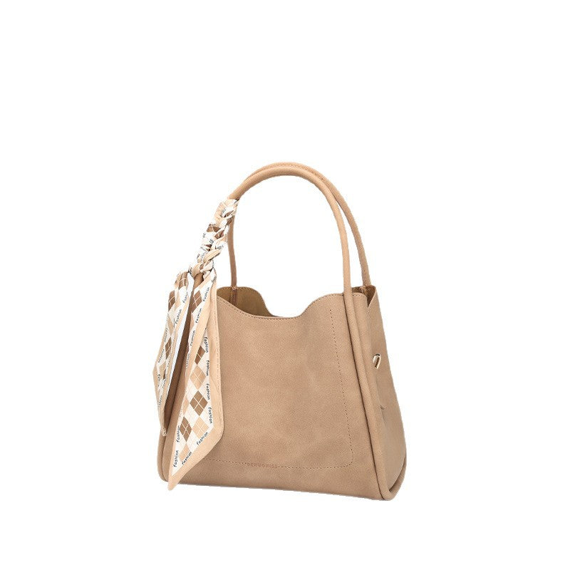 European and American New Bucket Bag Versatile Handbag Large Capacity Showy Basket Bag Women's Fashion Light Luxury Single Shoulder Crossbody Bag